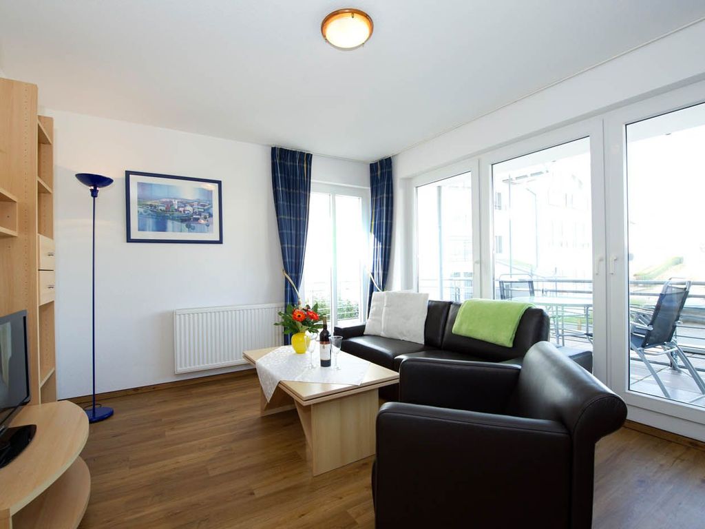 04 schöne 2-Raum-Ferienwohnung mit Balkon