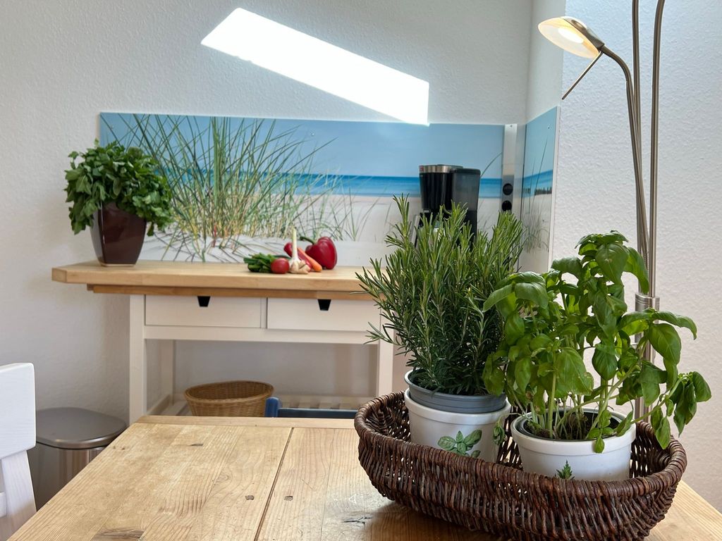 Küche mit Eßtisch
