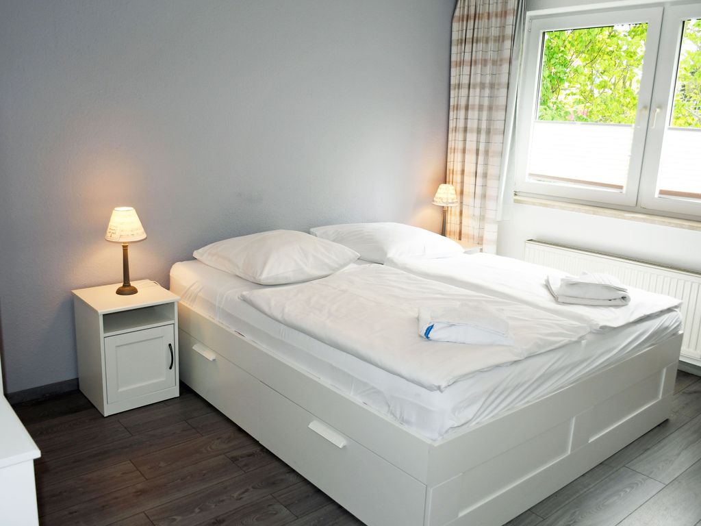 18 schöne 3-Raum-Ferienwohnung mit Seeblick u. Balkon