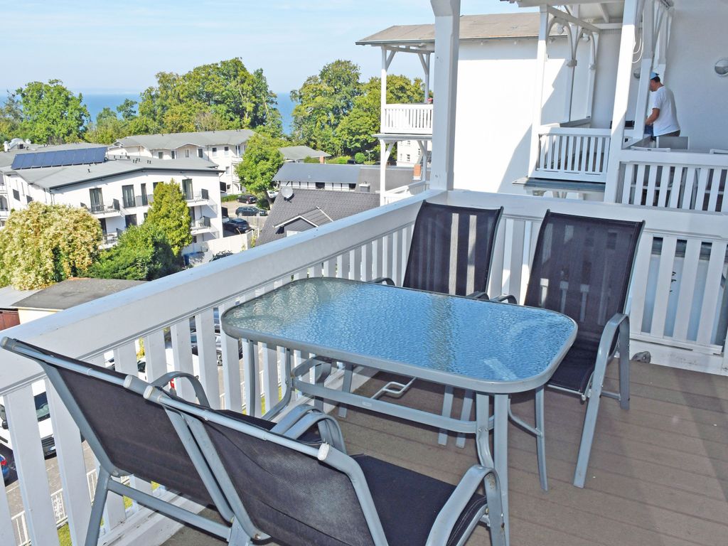 18 schöne 3-Raum-Ferienwohnung mit Seeblick u. Balkon