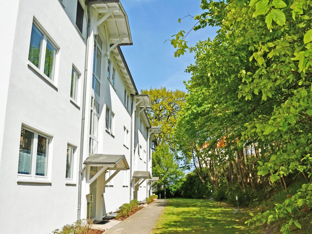 Appartementhaus mit Balkon im Ostseebad Göhren (HN)