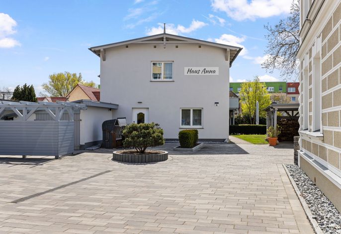 Nr.3 Ferienwohnung mit Terrasse und Garten