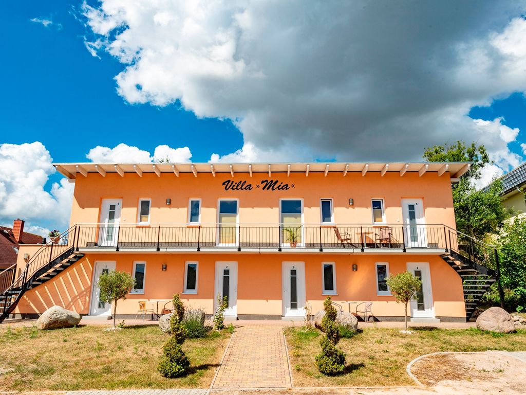 Appartementhaus mit Balkon im Ostseebad Göhren (VM)