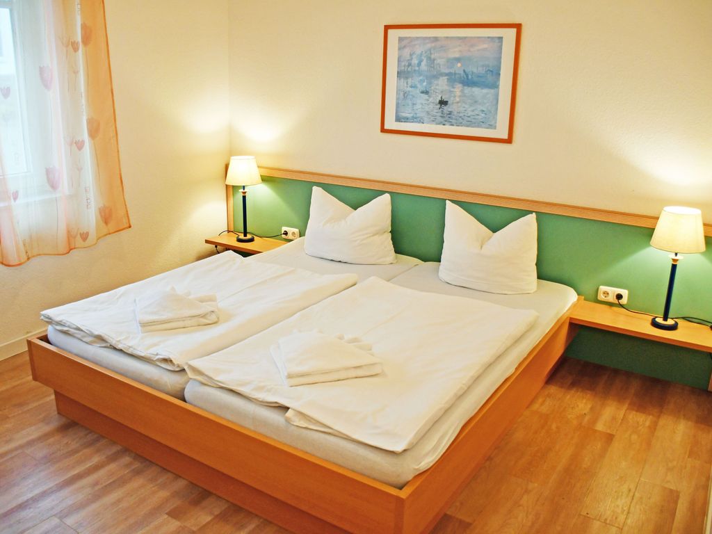 schöne 2-Raum-Ferienwohnung mit Terrasse 22