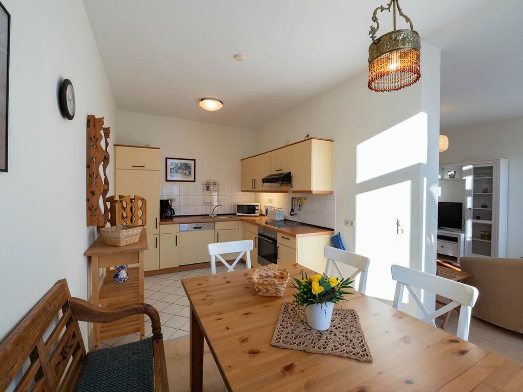 37 schöne 3-Raum-Ferienwohnung mit Seeblick u. Balkon