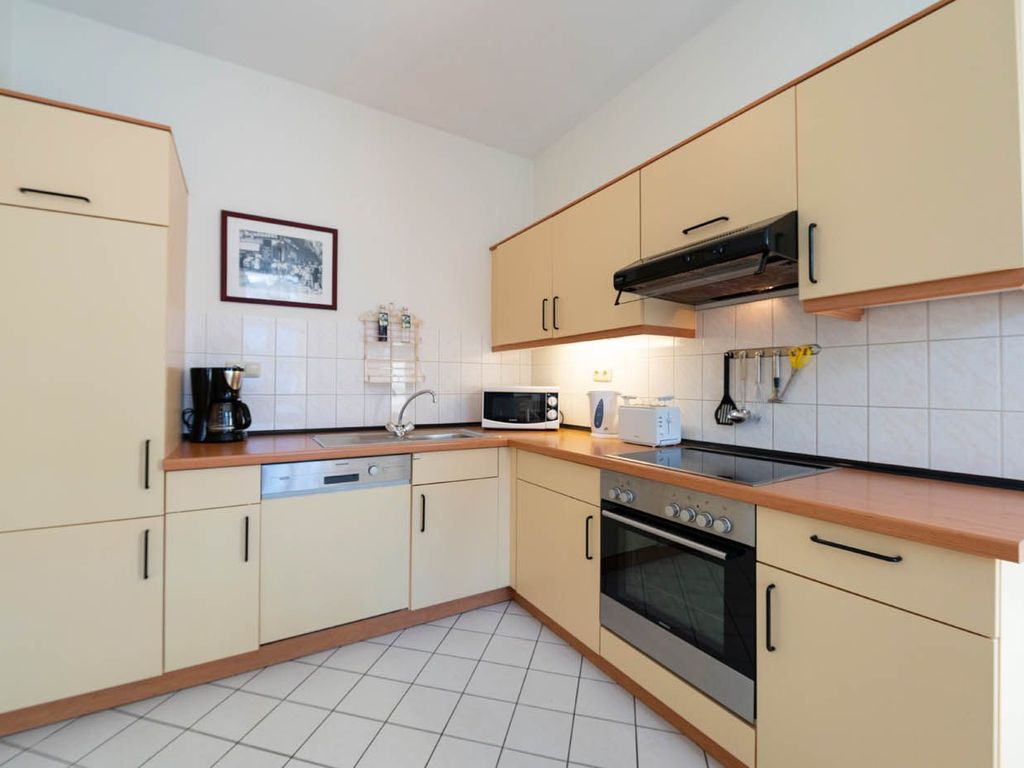 37 schöne 3-Raum-Ferienwohnung mit Seeblick u. Balkon