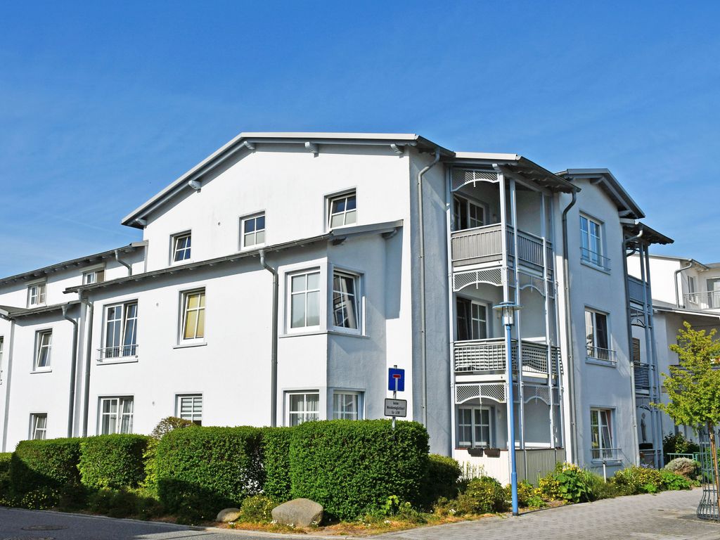 Appartementhaus mit Balkon im Ostseebad Göhren (WH)