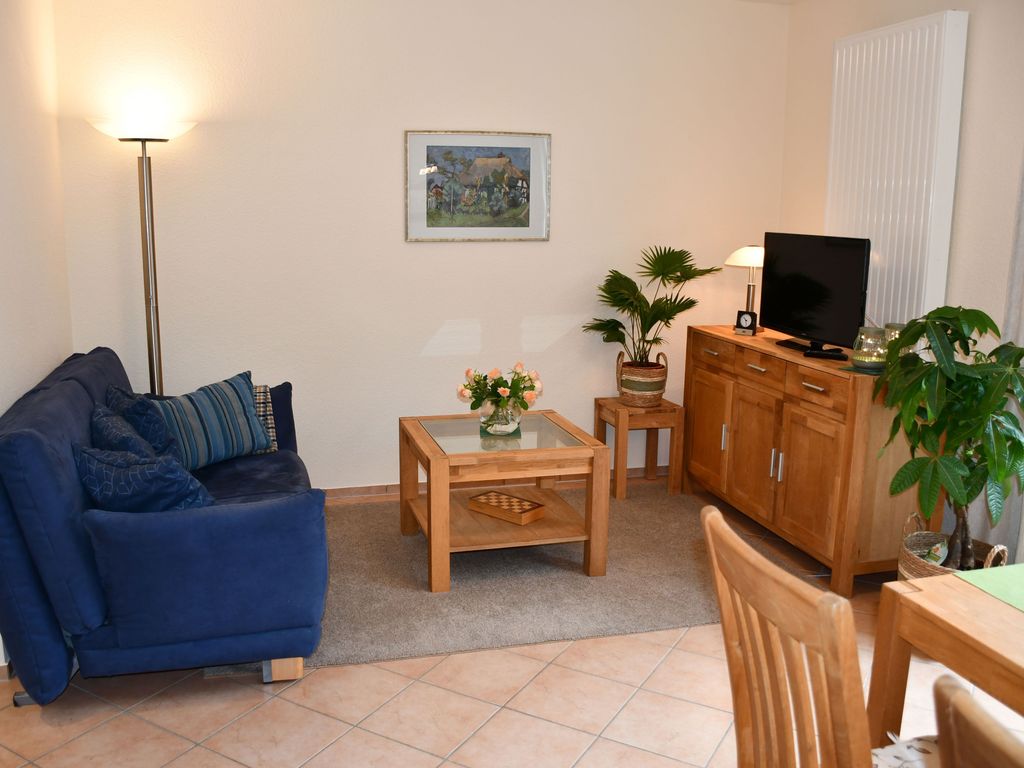 2-Raum-Ferienwohnung mit Balkon, ruhig gelegen