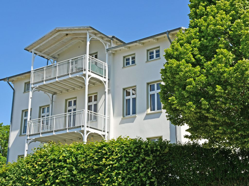 Appartementhaus mit Meerblick und Balkon (SA)