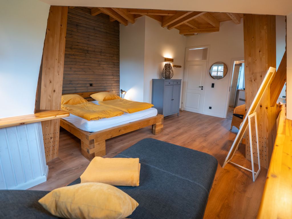 Schlafzimmer 1 im EG