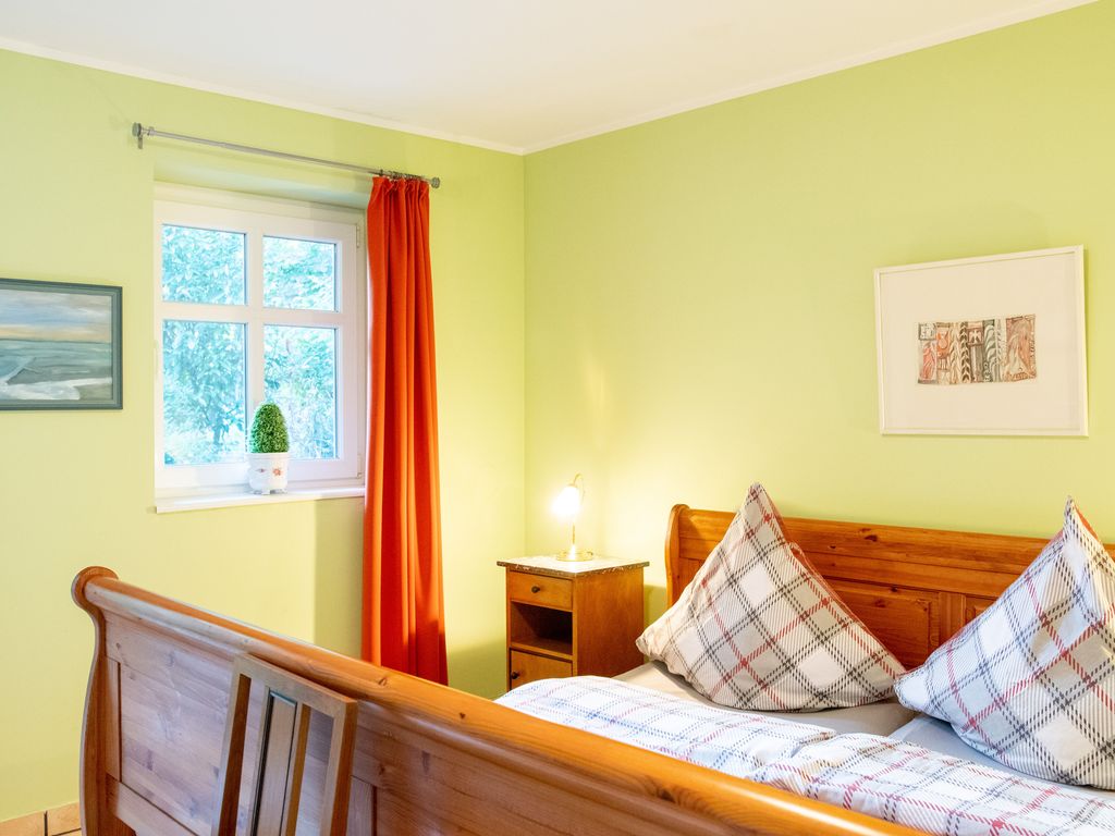Schlafzimmer alter Pferdestall Ferienhof Baustrup