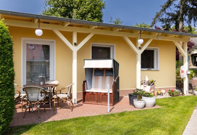 Ferienhaus 01 mit Kamin und Terrasse