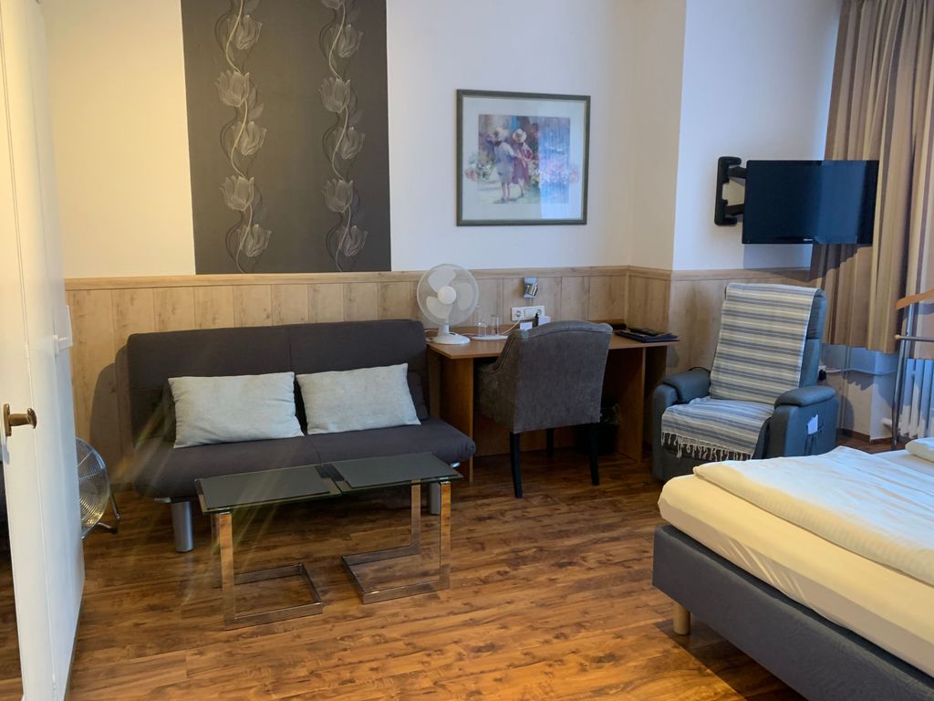 Dreibettzimmer