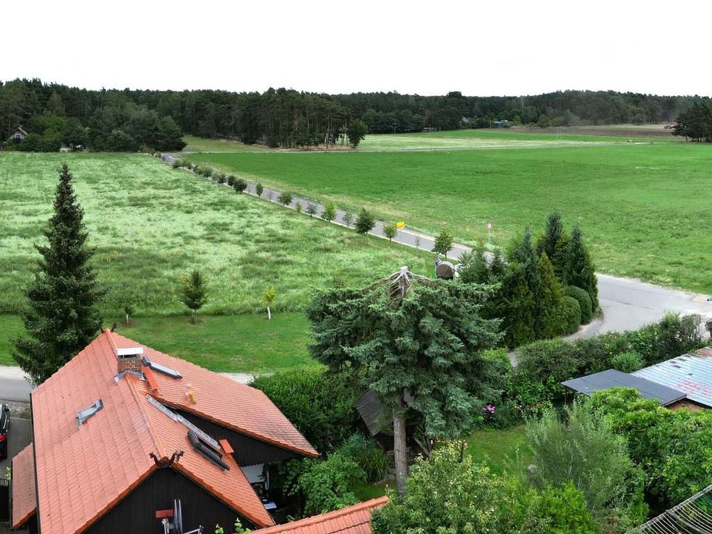 Blick von oben auf das Ferienhaus Bela Górka