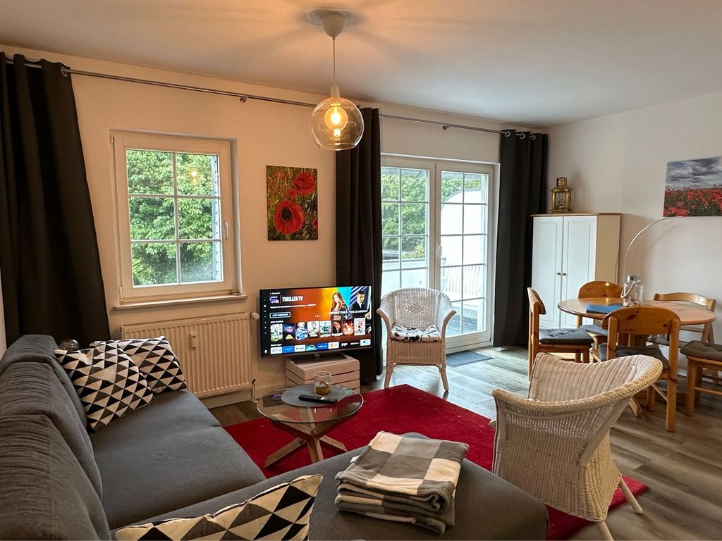 Gemütliche FeWo mit Balkon nahe der Ostsee  - 2 Schlafzimmer
