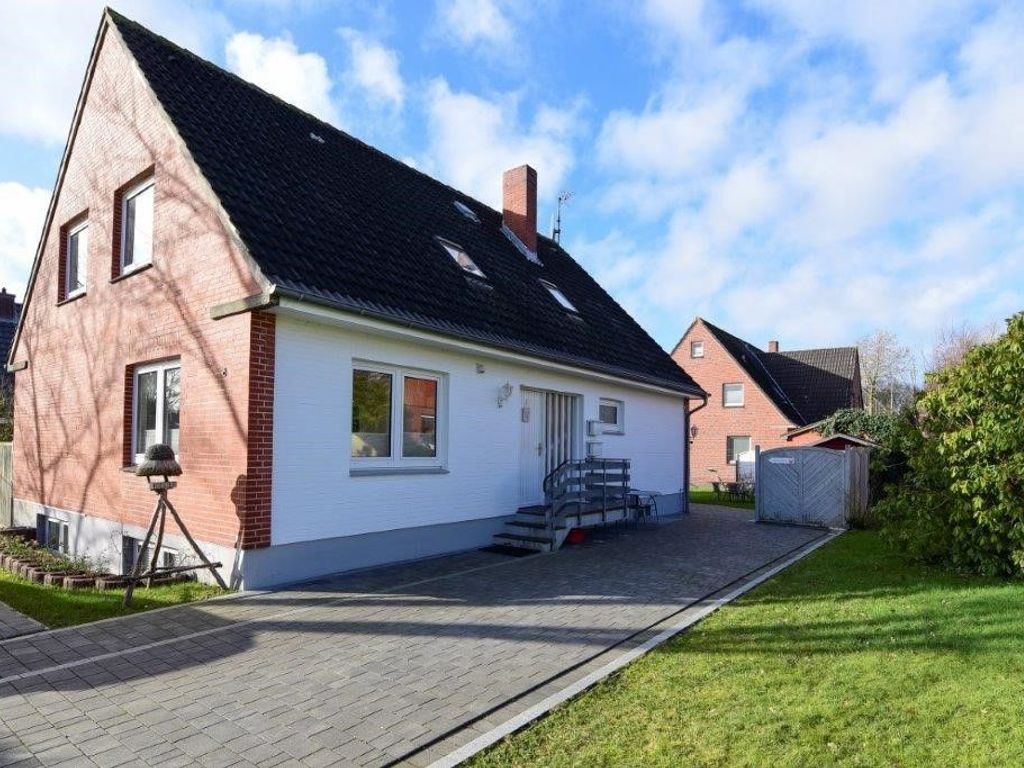 Halligweg 8, OG