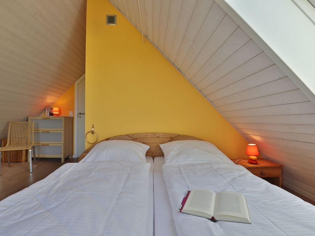 Landhaus Uhlenbusch - Blick in das Schlafzimmer im OG mit 3 Schlafplätzen