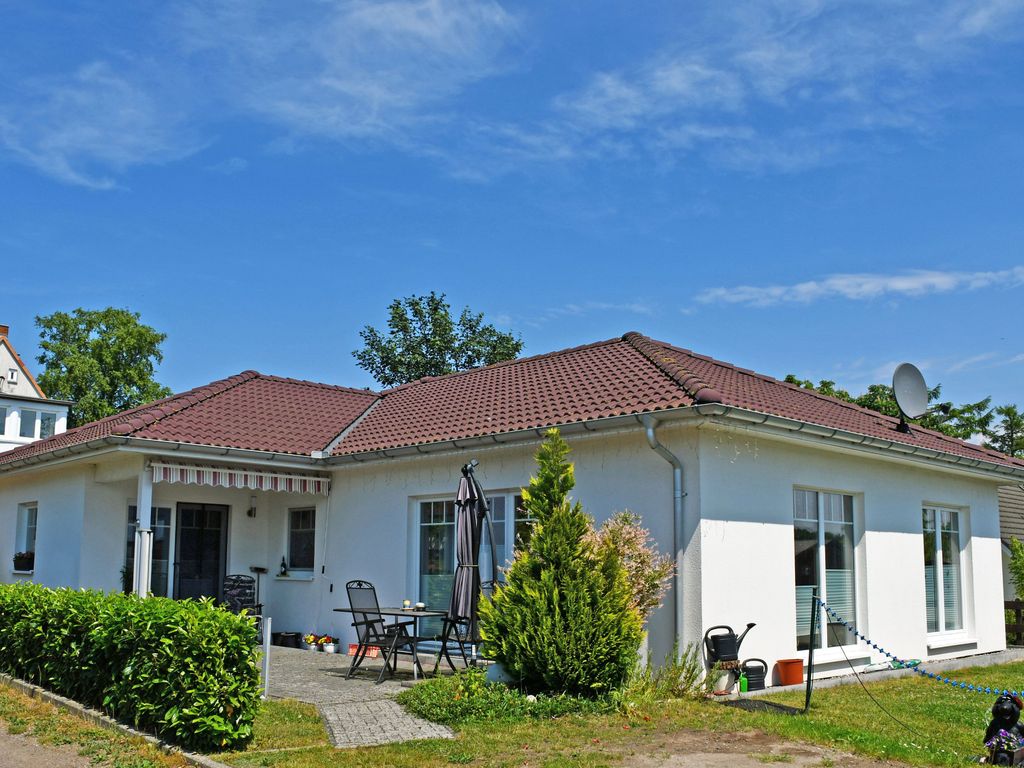 Ferienwohnung mit Terrasse in ruhiger Lage!
