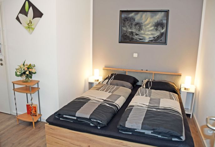 2-Raum-Ferienwohnung mit Terrasse in ruhiger Lage!