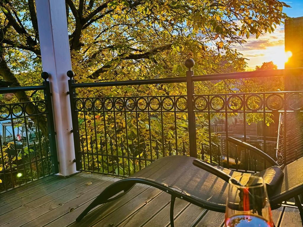 Fewo 1 überdachter 20 qm Balkon