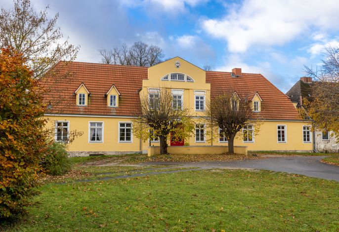 4- Raum Ferienwohnung im Gutshaus