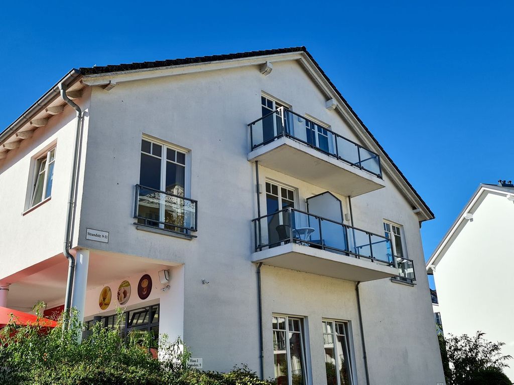 Hausbild Balkon im 2. OG