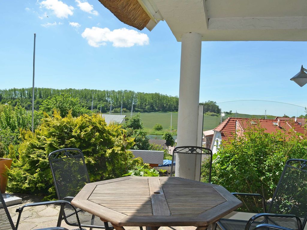 Terrasse und Ausblick