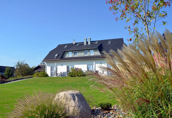 Haus Mönchgut | Haushälfte 02 | Findling