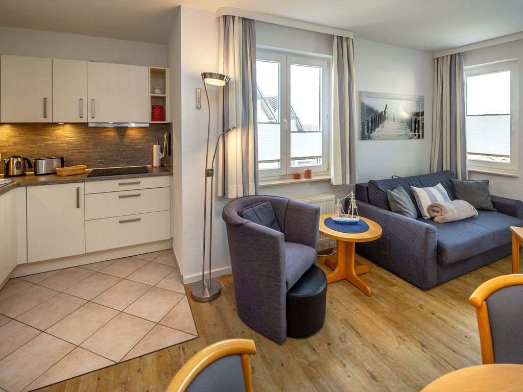 Wohnzimmer mit Küche