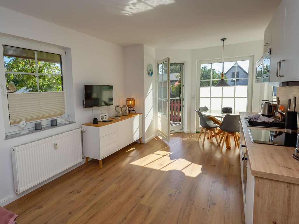 Wohnzimmer mit Küche