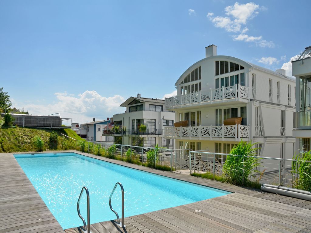 Hausansicht Poolseite