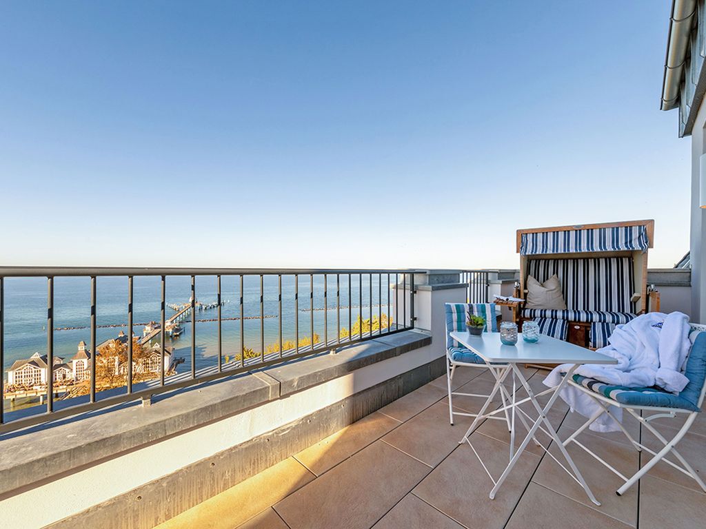 Balkon mit Meerblick