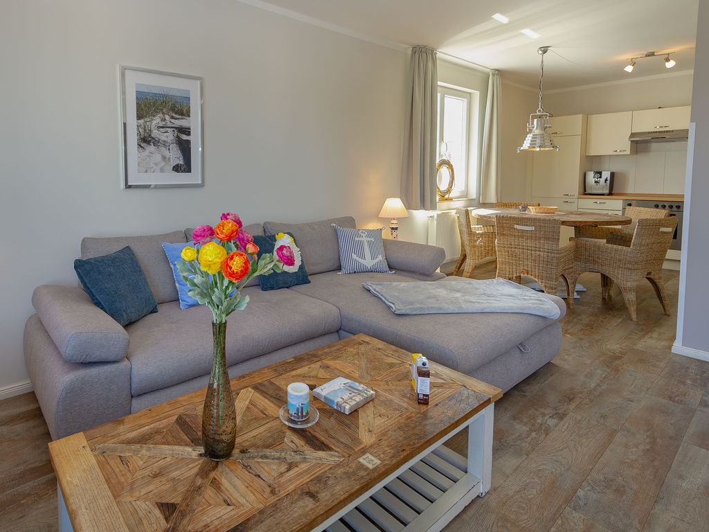 Wohnzimmer und Essbereich