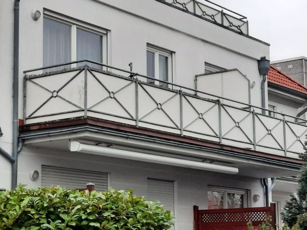 Wohnung mit Balkon 2. Etage