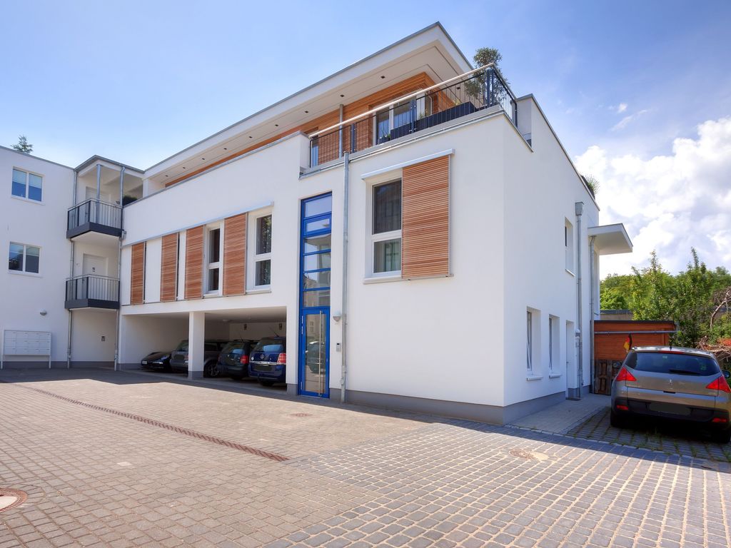 Außenbereich / Parkplatz