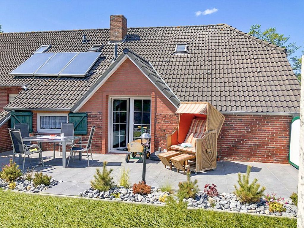 Terrasse mit Strandkorb