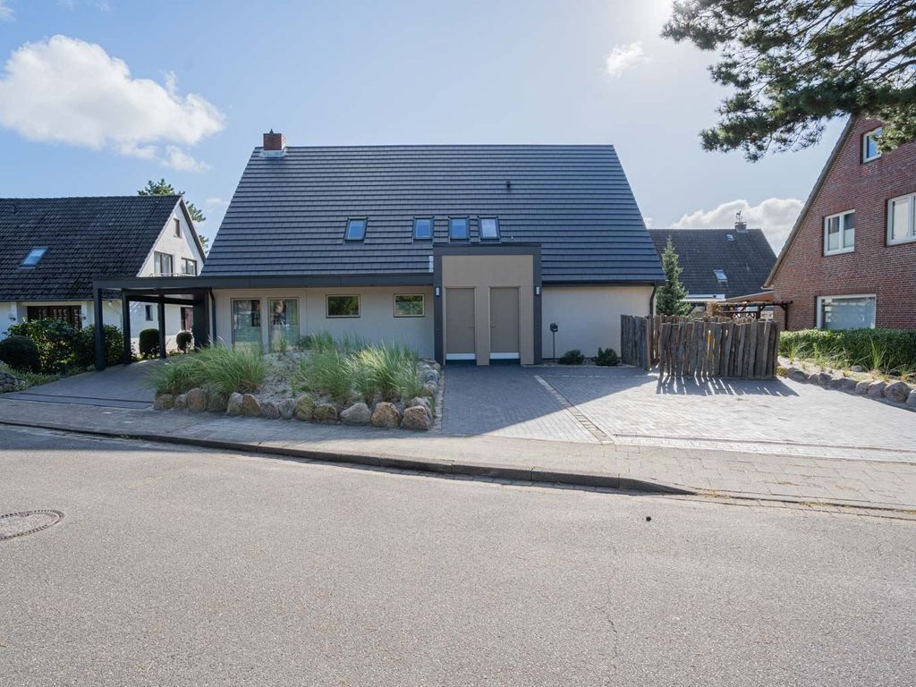 Straßenansicht