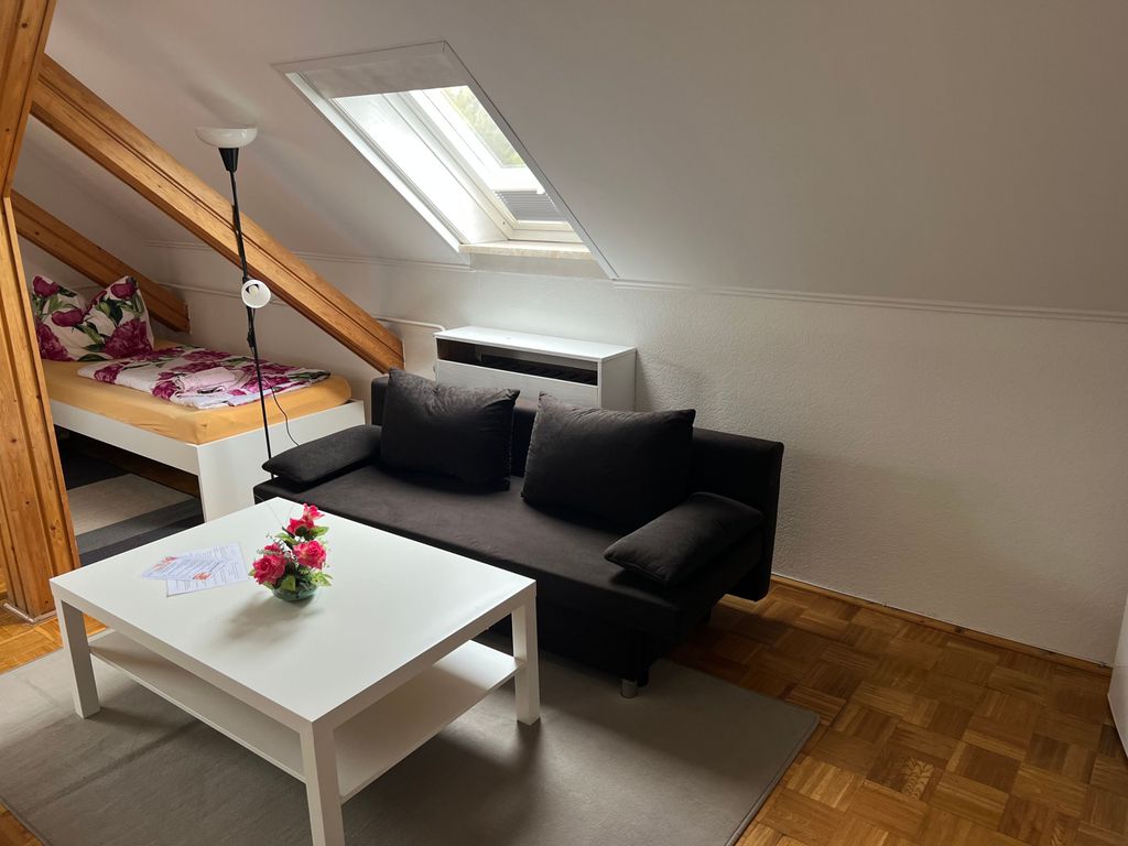 Zimmer 12 - für 3 Personen mit Doppelbett und Einzelbett