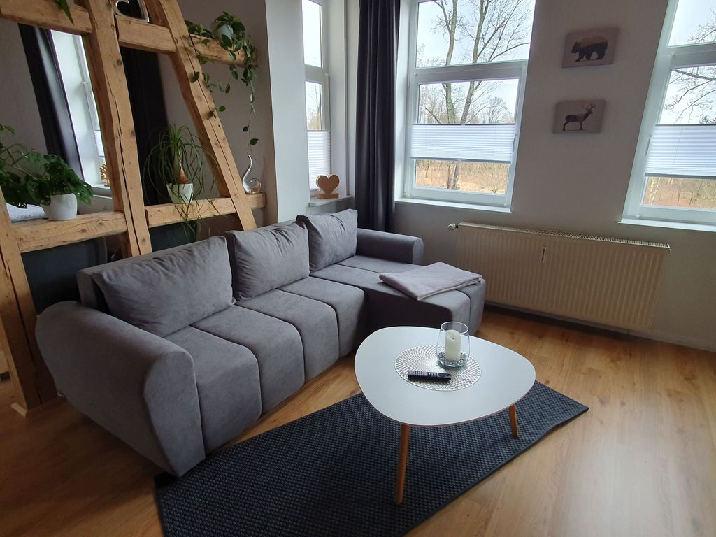Helles und freundliches Wohnzimmer