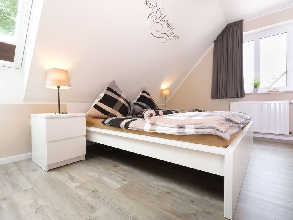 Lichtdurchflutet und modern - das Elternschlafzimmer
