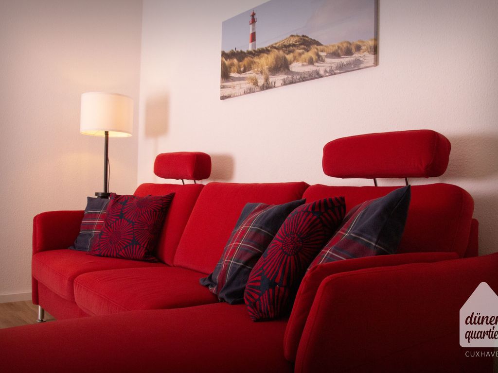 Komfortable Couch mit Nackenstützen und viel Platz