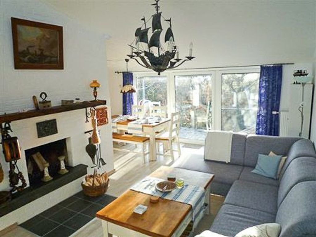 Living room with integrated kitchen area