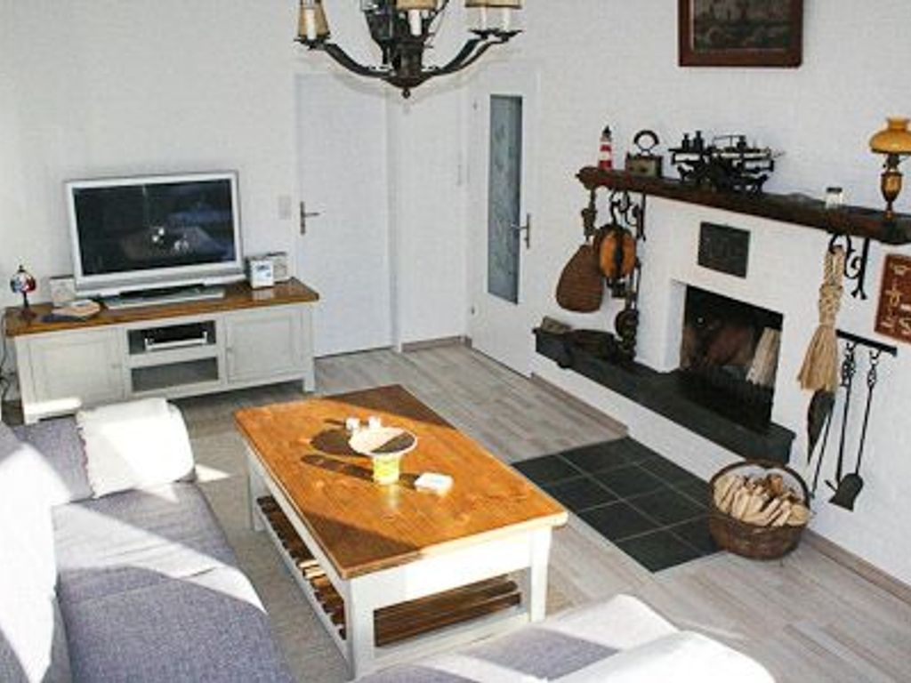 Living room with integrated kitchen area