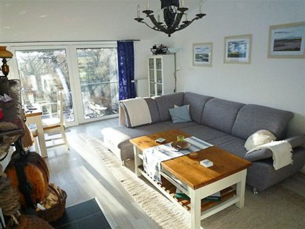 Living room with integrated kitchen area