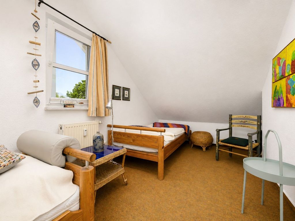 Schlafzimmer 2