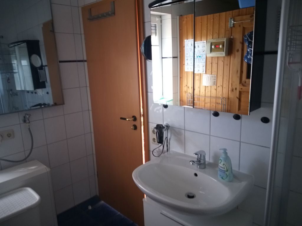 Gäste WC mit Waschmaschine