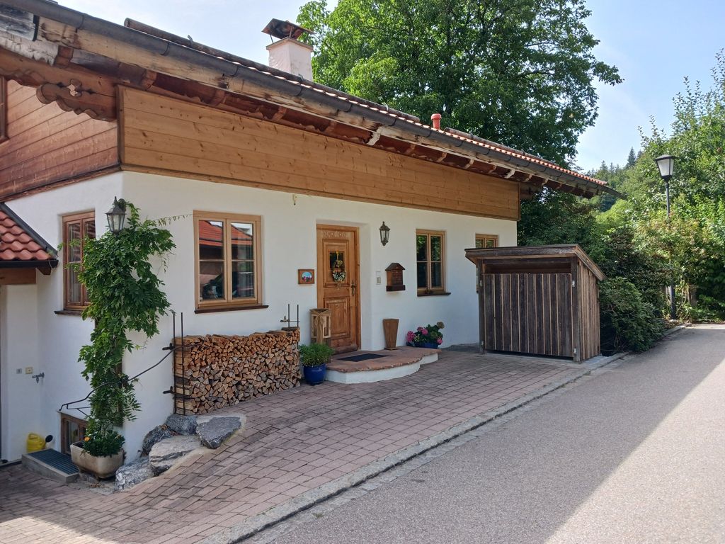 Eingangsbereich zu den beiden Ferienwohnungen Traudl und Bergfeld