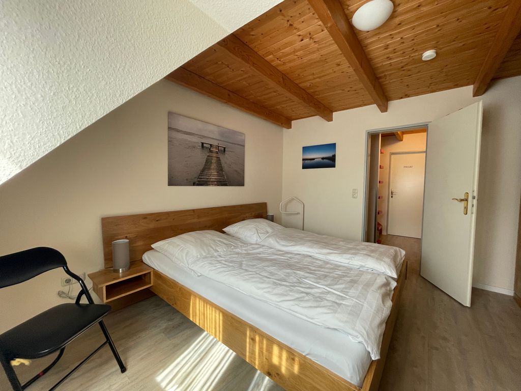 Schlafzimmer 1 (1. OG)