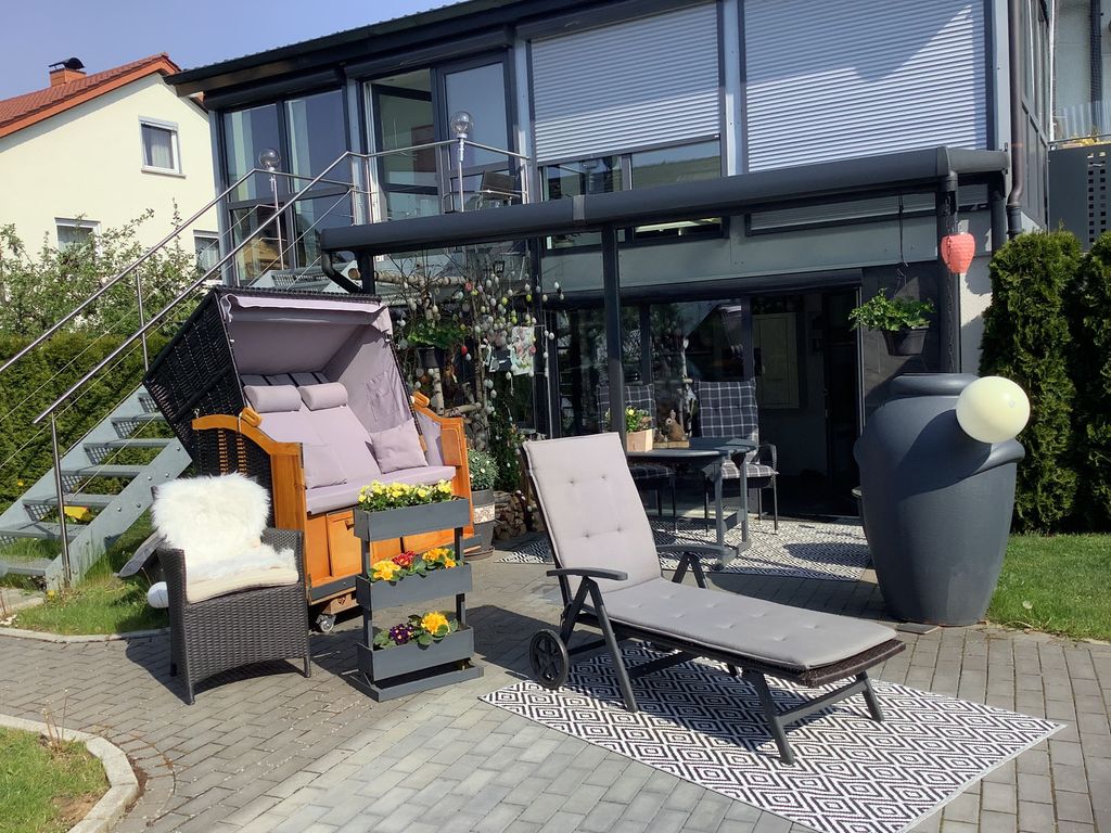 Sitzgelegenheiten