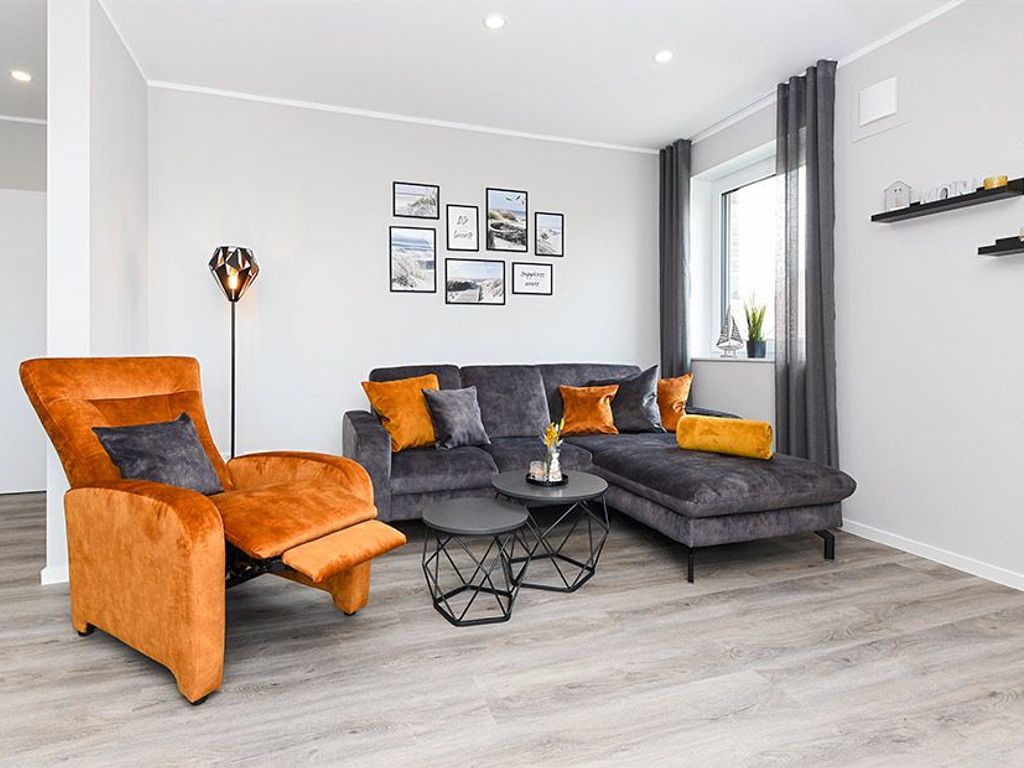Wohnzimmer mit integriertem Küchenbereich